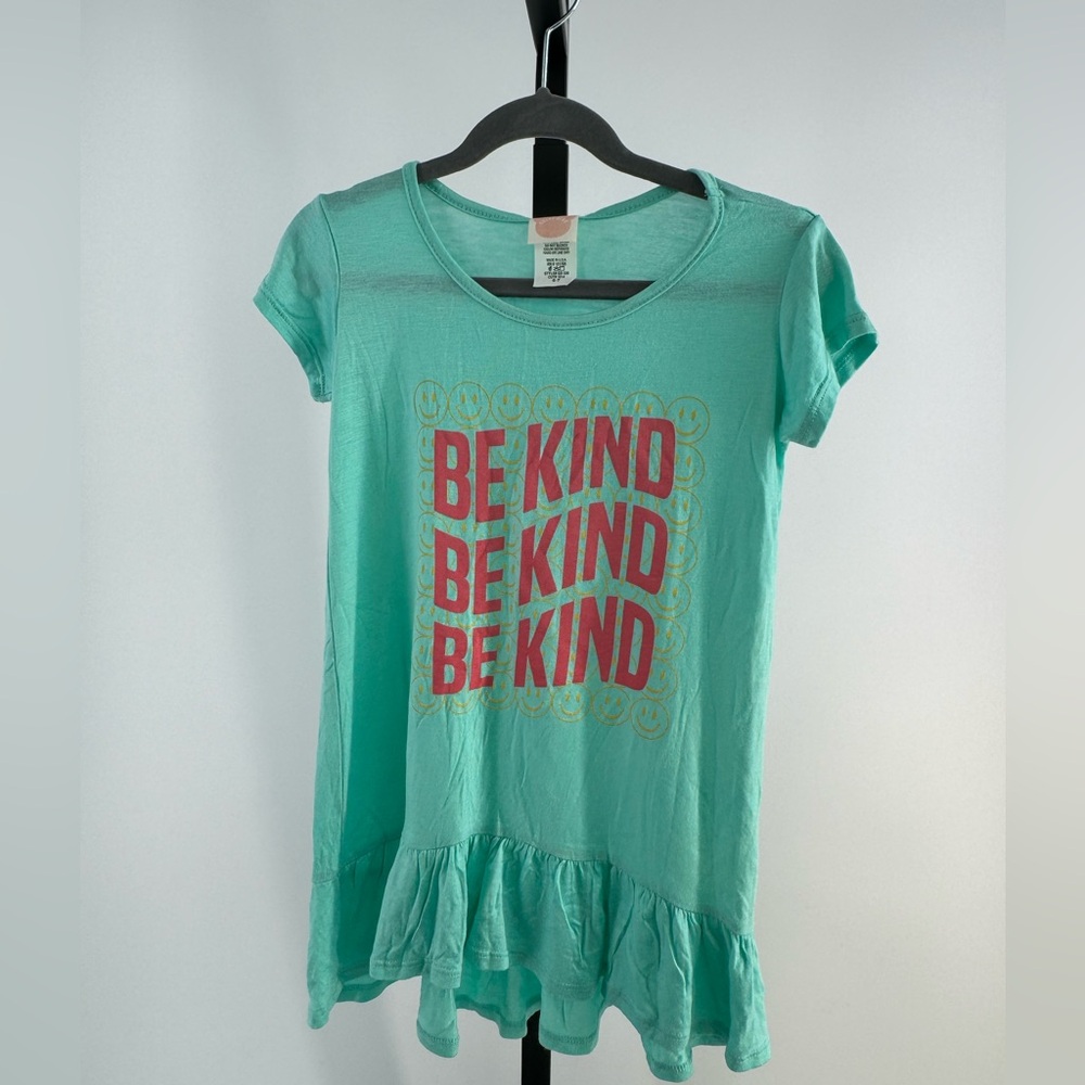 Color Bear girls “Be Kind” short sleeve top size 6-7